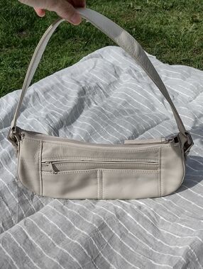 Derek Alexander Cream Leather Shoulder Bag